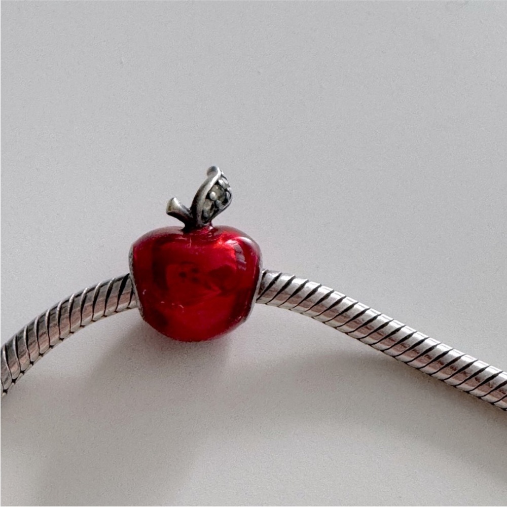 Pandora Disney Posion Apple Charm